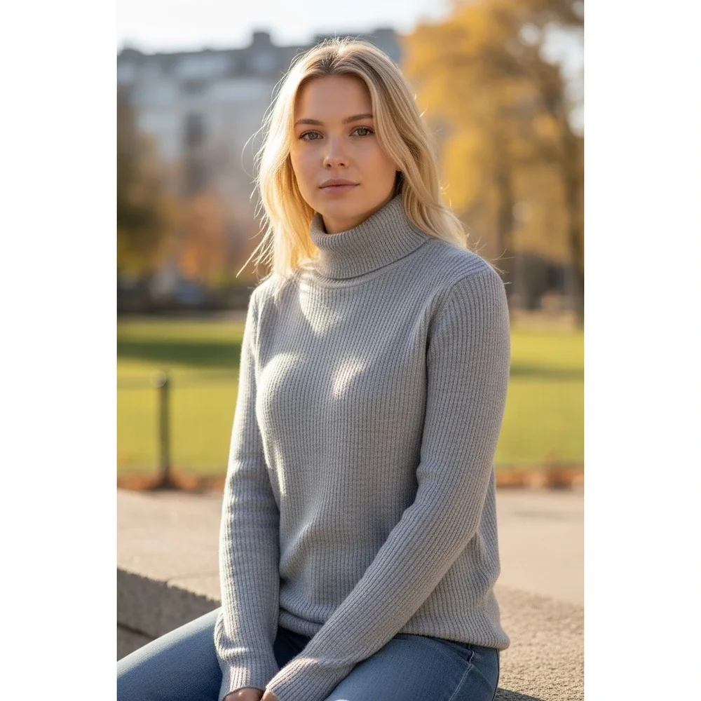Carmen Marc Valvo Ribbed Turtleneck Sweater Women's‎ Size Large Heather Gray NWT
